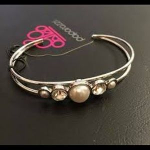 NWT Paparazzi Bracelet